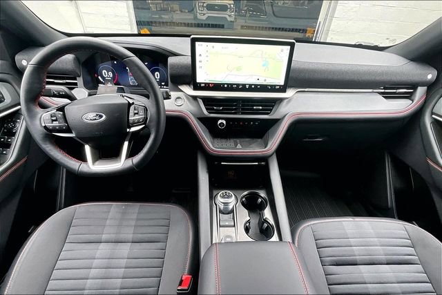 Used 2025 Ford Explorer ST-Line w/ Premium Package image 15