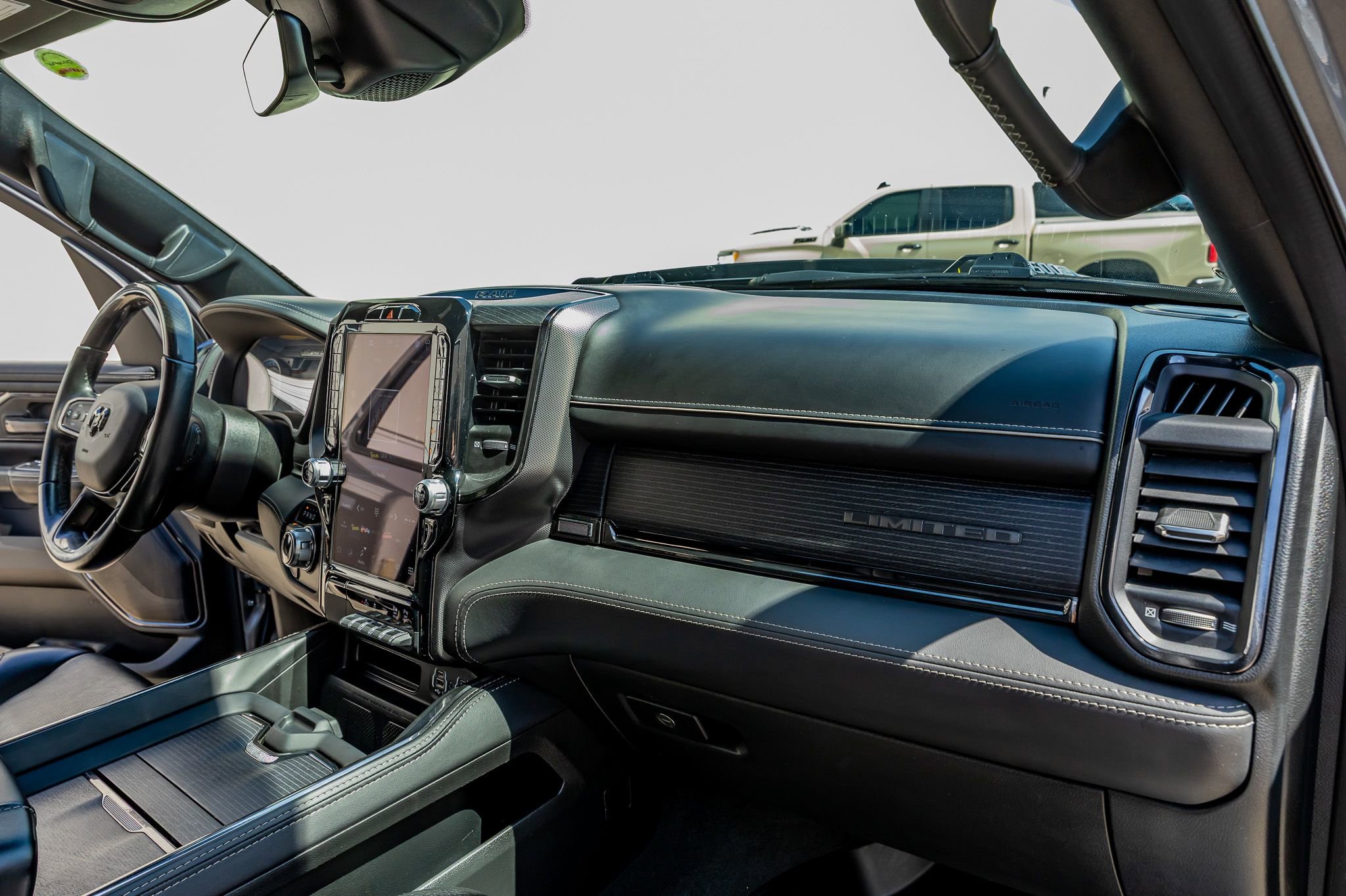 Used 2022 RAM 1500 Limited w/ Night Edition AWD/4WD image 18