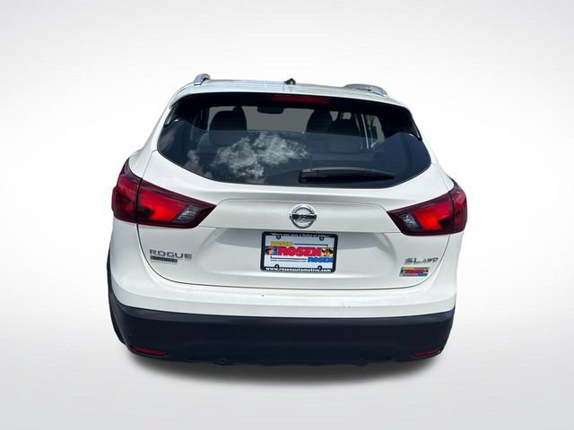 Used 2019 Nissan Rogue Sport SL w/ Premium Package AWD/4WD image 4