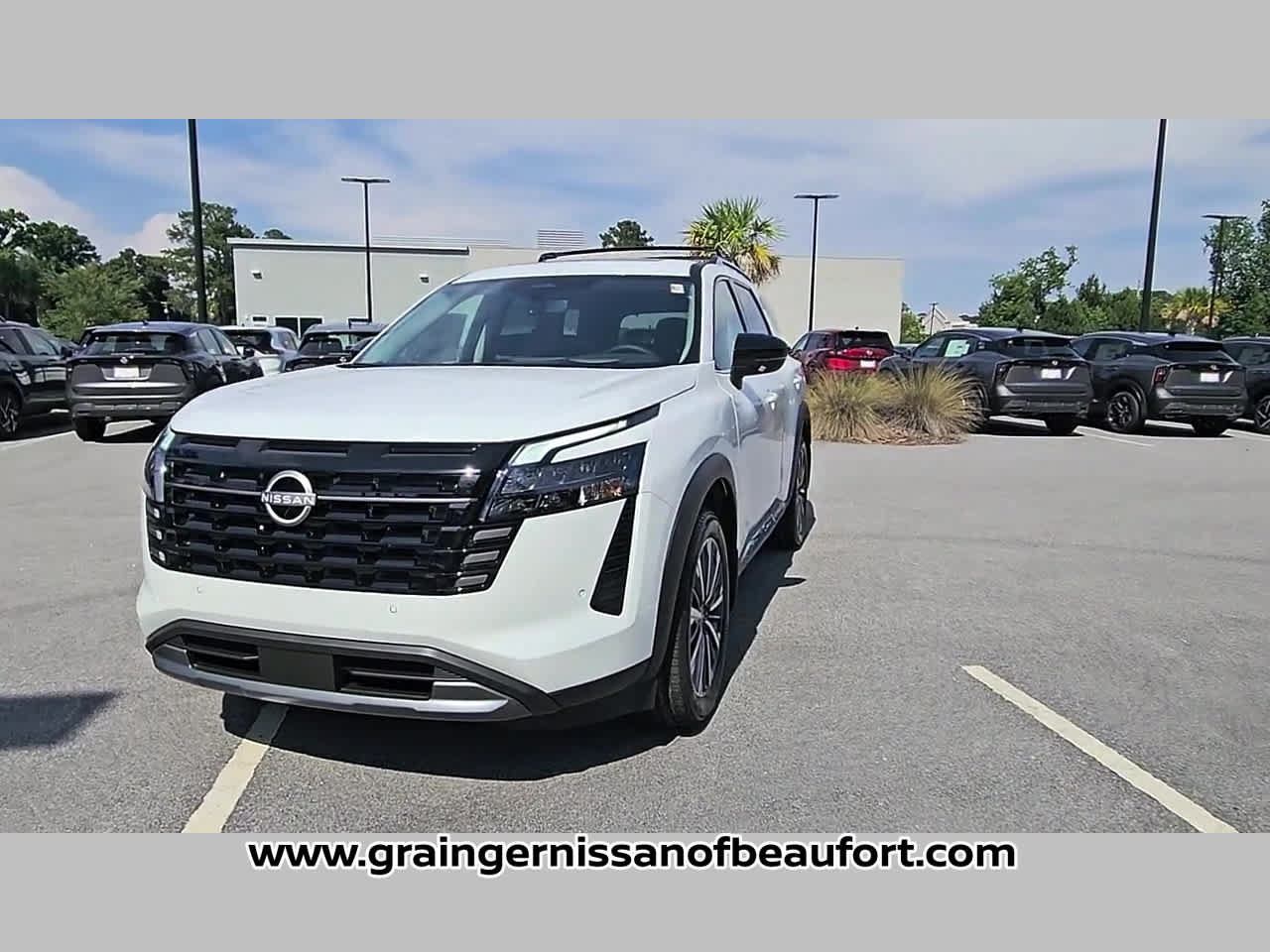 New 2026 Nissan Pathfinder Platinum FWD image 20