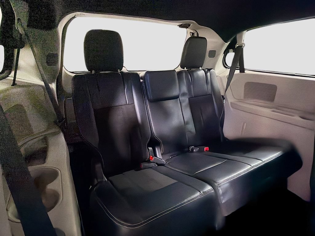 Used 2019 Dodge Grand Caravan SXT FWD image 26