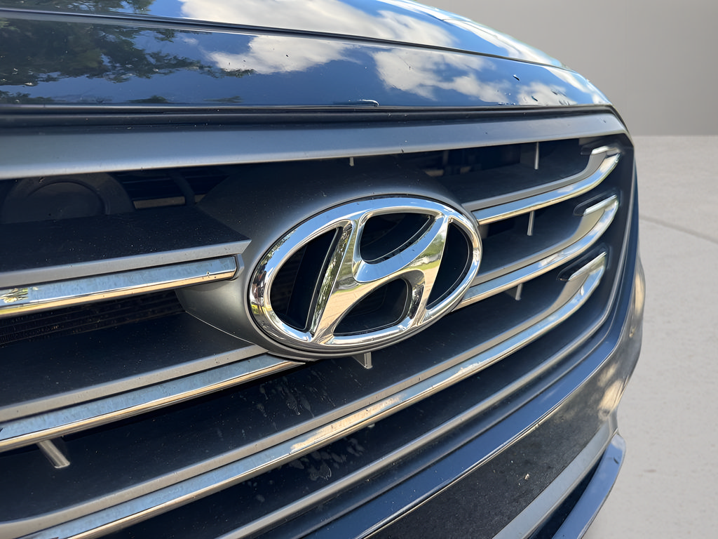 Used 2015 Hyundai Sonata Sport w/ Option Group 04 FWD image 11