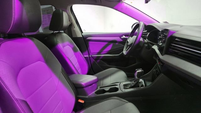 Used 2025 Volkswagen Jetta SE image 20