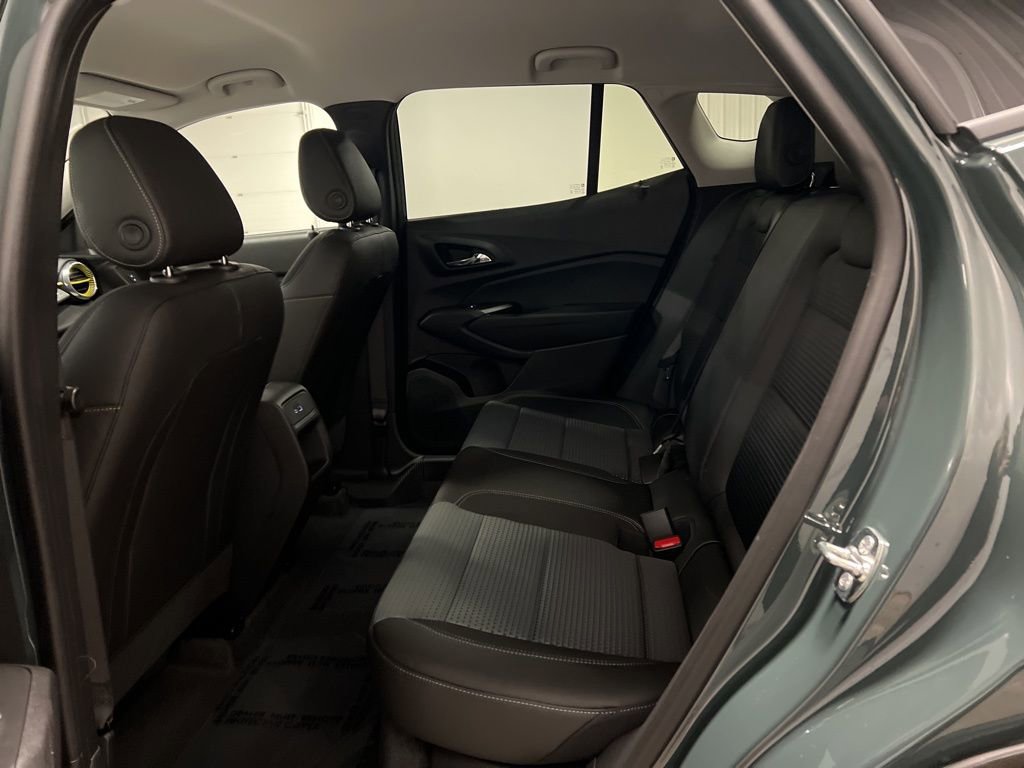 New 2026 Chevrolet Trax LT w/ Driver Confidence Package image 10