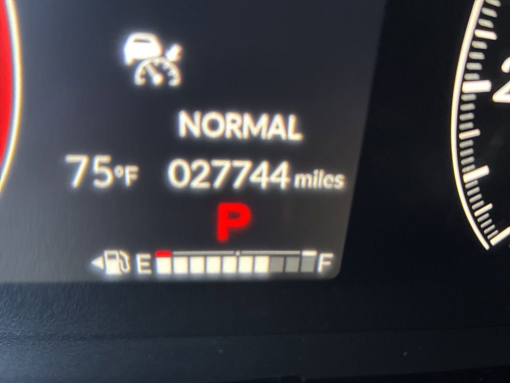 Used 2024 Honda Pilot TrailSport image 17