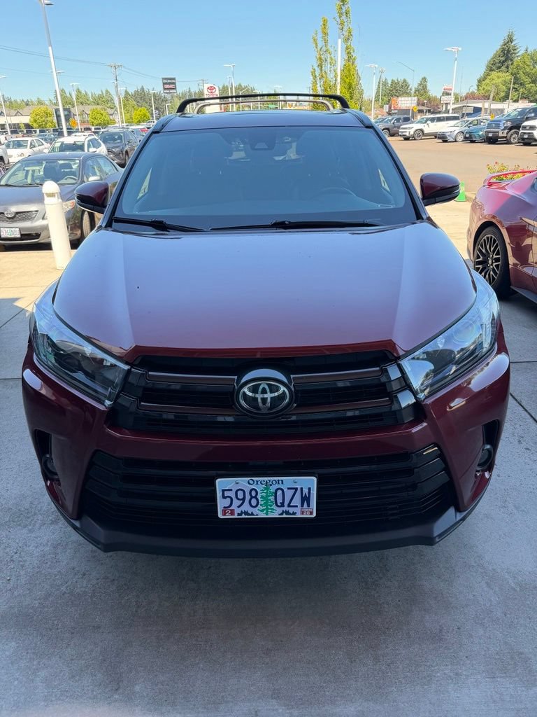 Certified 2019 Toyota Highlander SE