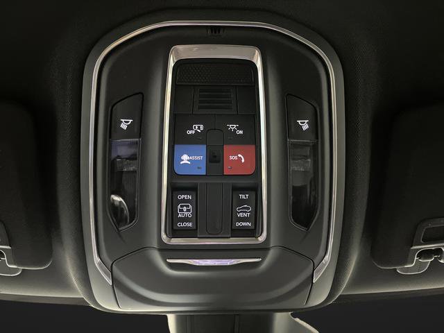 New 2025 Jeep Grand Cherokee Laredo X w/ Trailer Tow Package image 23