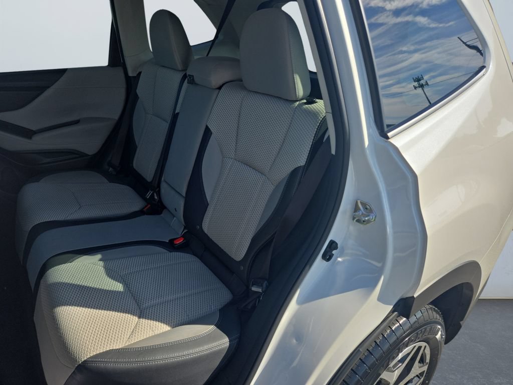 Certified 2023 Subaru Forester Premium AWD/4WD image 13