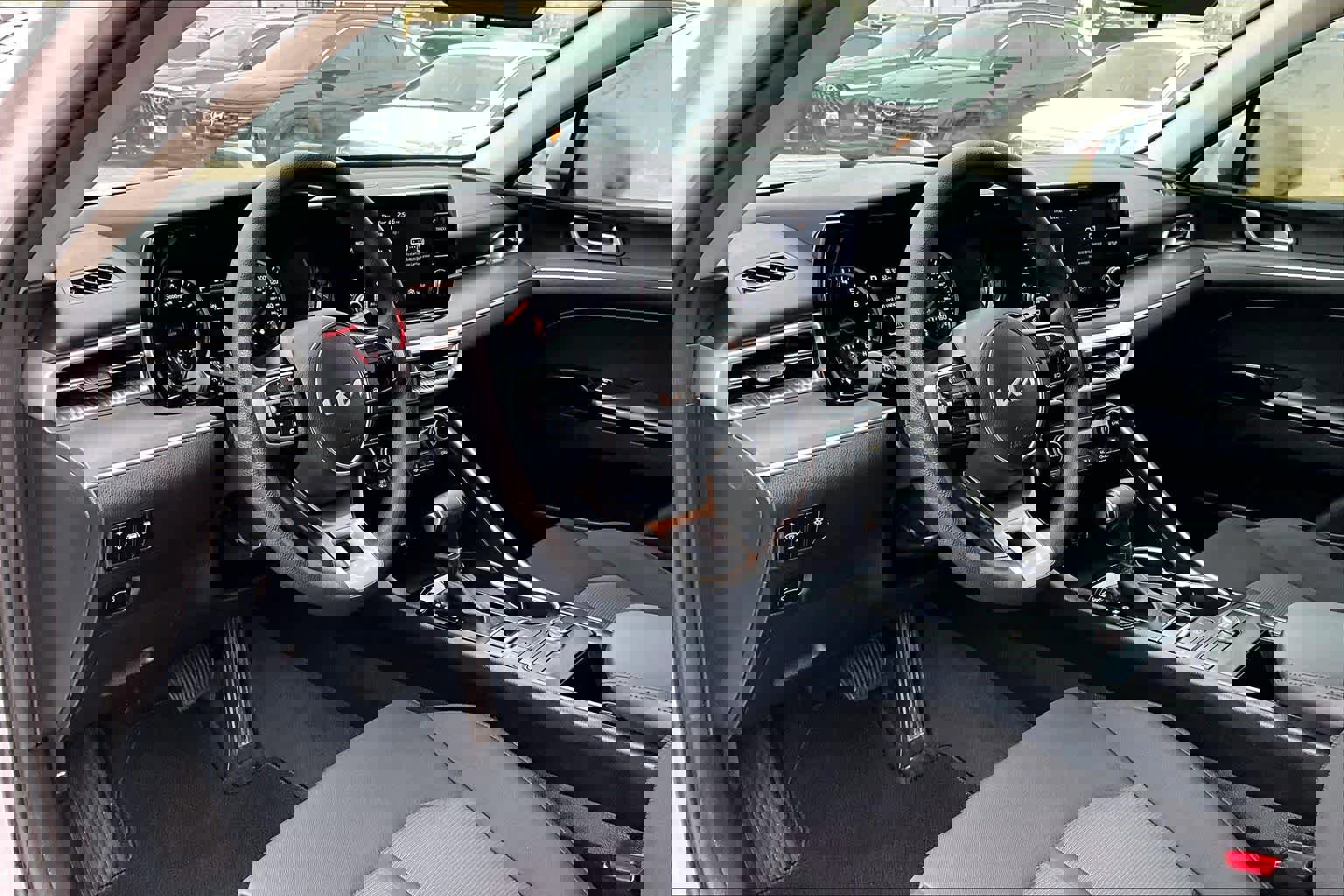 Used 2023 Kia K5 LXS image 15