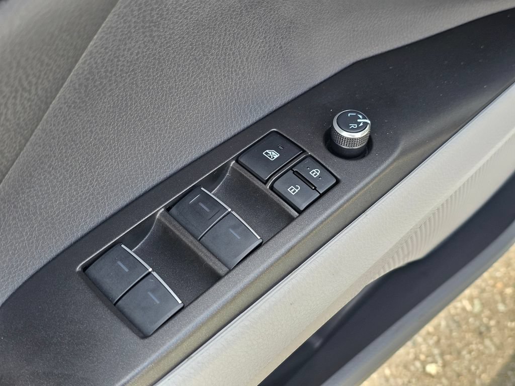 Used 2024 Toyota Camry XSE w/ Navigation Package FWD image 33
