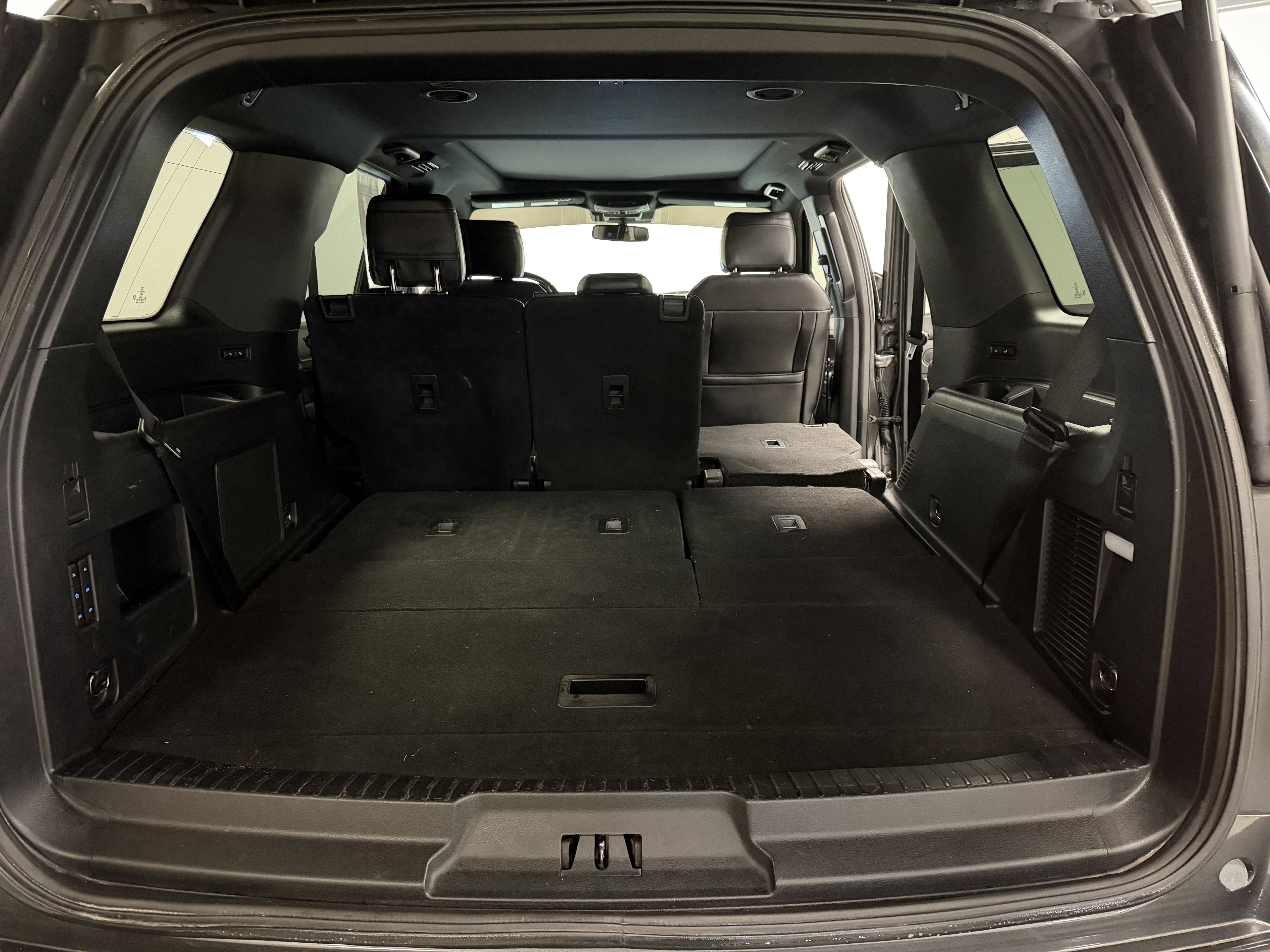 Used 2019 Ford Expedition Limited w/ Equipment Group 302A image 29