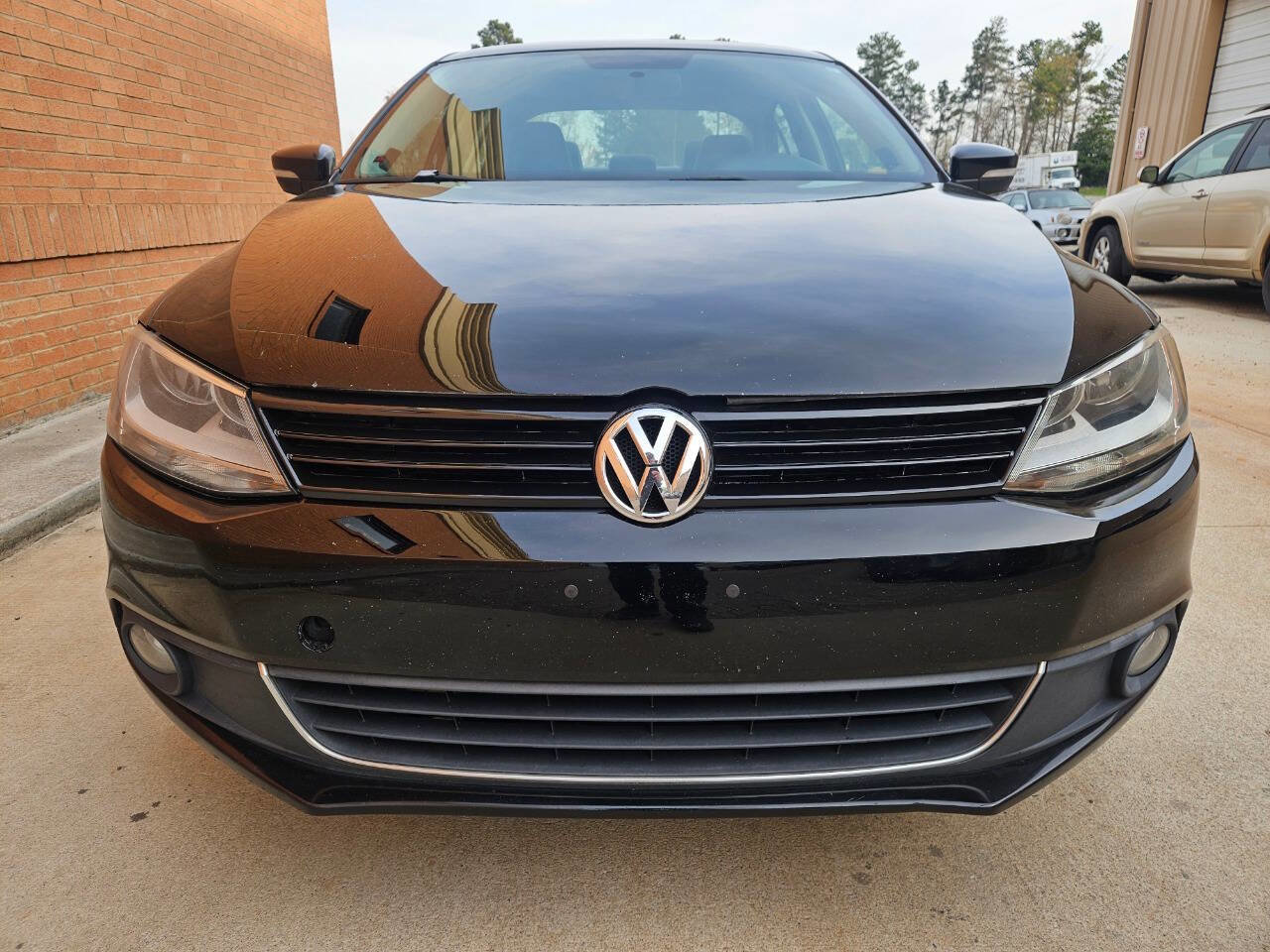 Used 2012 Volkswagen Jetta TDI image 2
