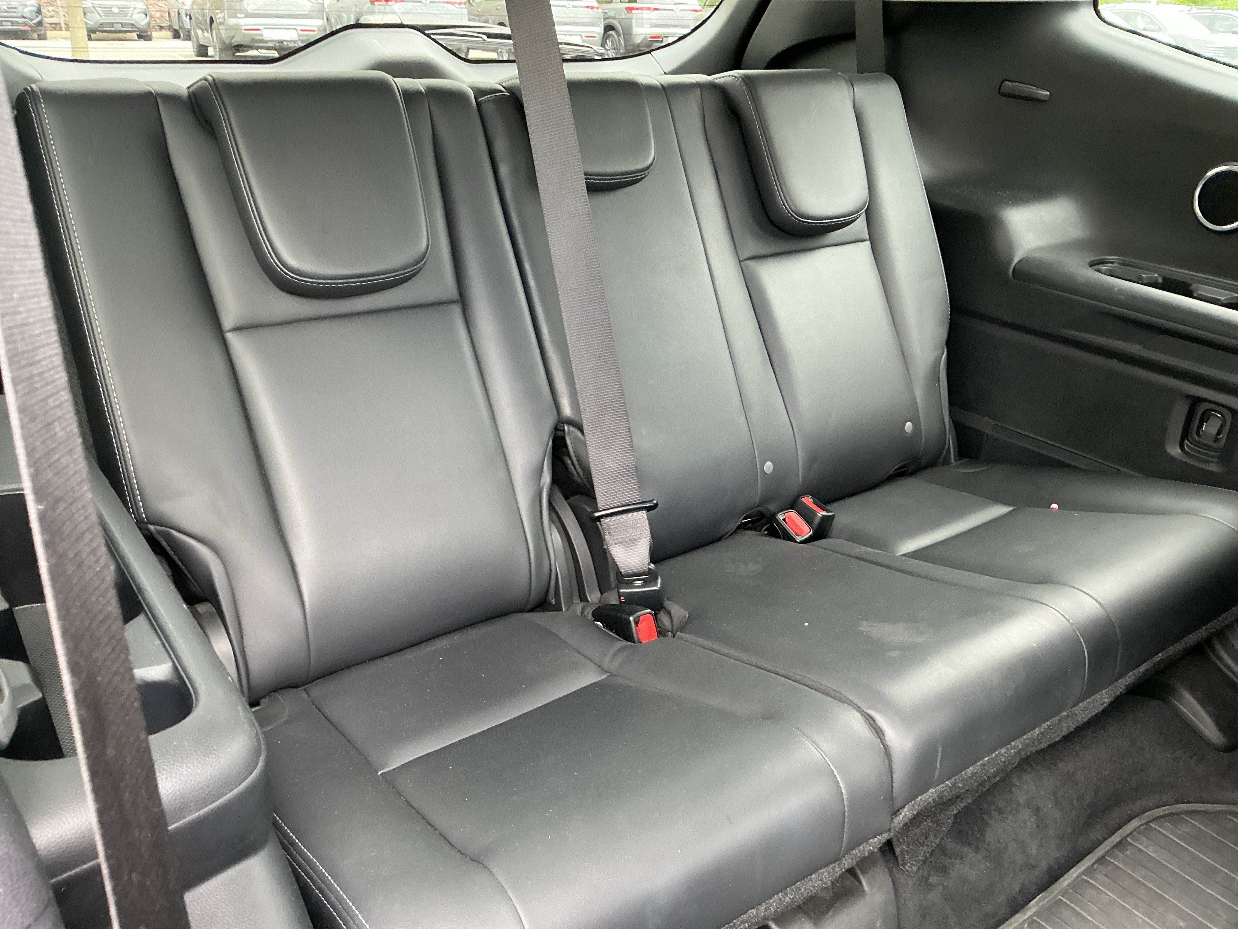 Used 2023 Subaru Ascent Touring AWD/4WD image 17