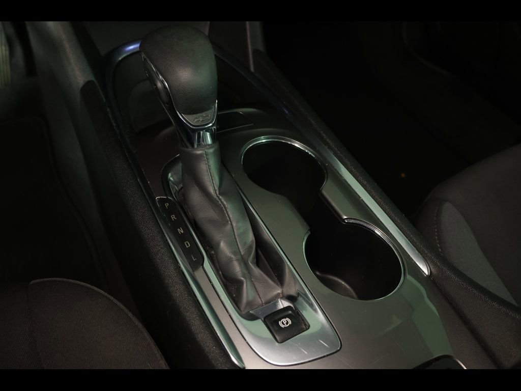 Used 2022 Chevrolet Malibu LT image 26