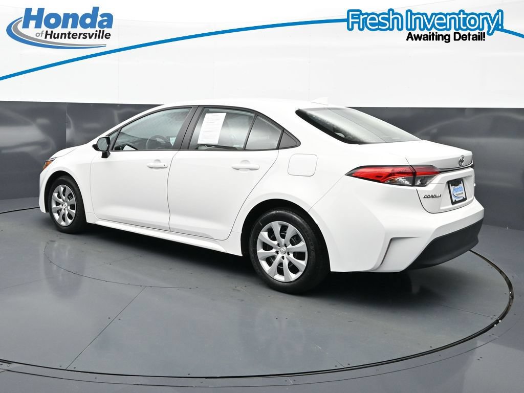 Used 2025 Toyota Corolla LE w/ Convenience Package FWD image 7