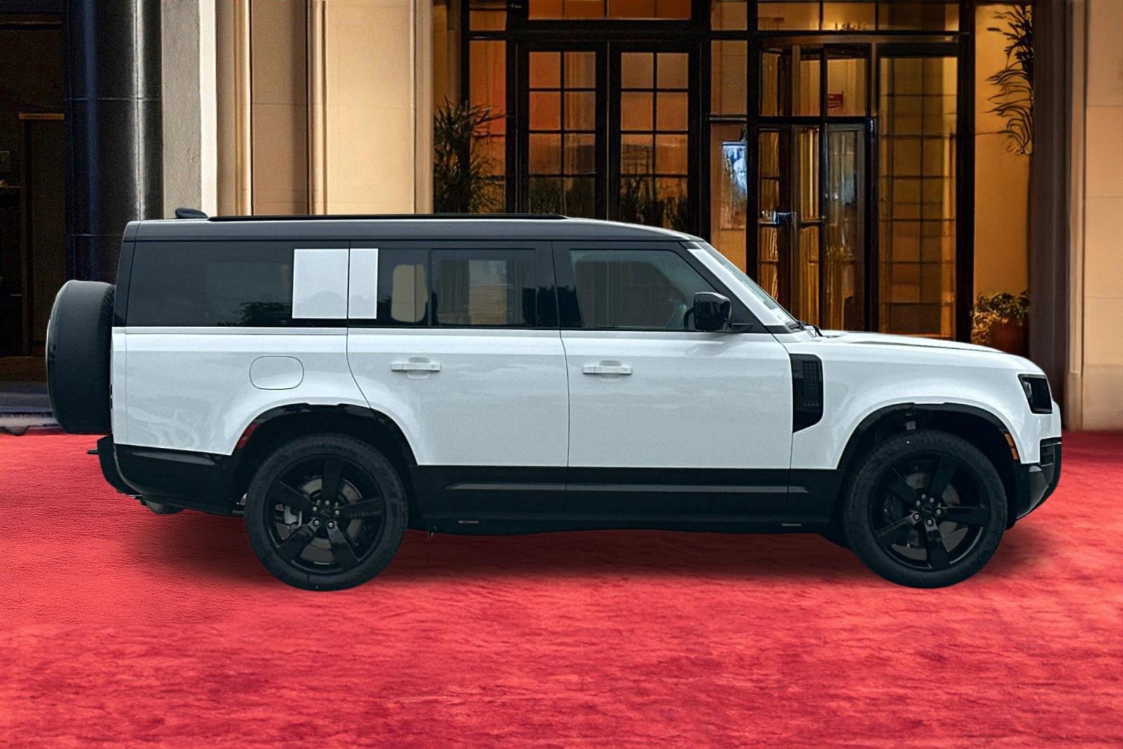 New 2026 Land Rover Defender 130 X-Dynamic SE image 8