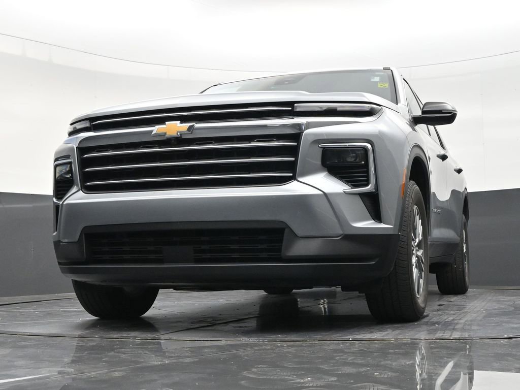Used 2024 Chevrolet Traverse LT FWD image 27