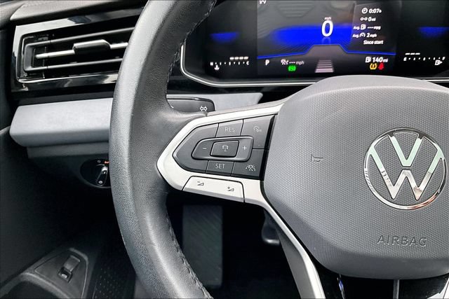 Used 2025 Volkswagen Jetta SE FWD image 10