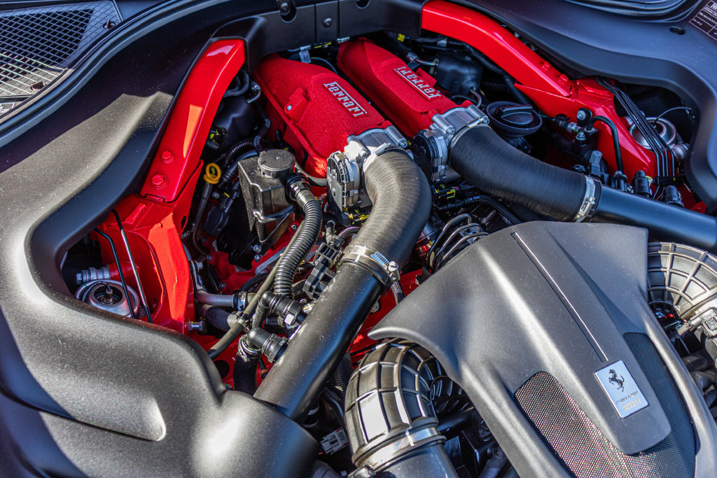 Certified 2025 Ferrari Roma Spider RWD image 57