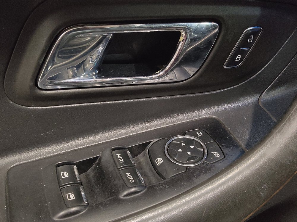 Used 2019 Ford Taurus Limited FWD image 27