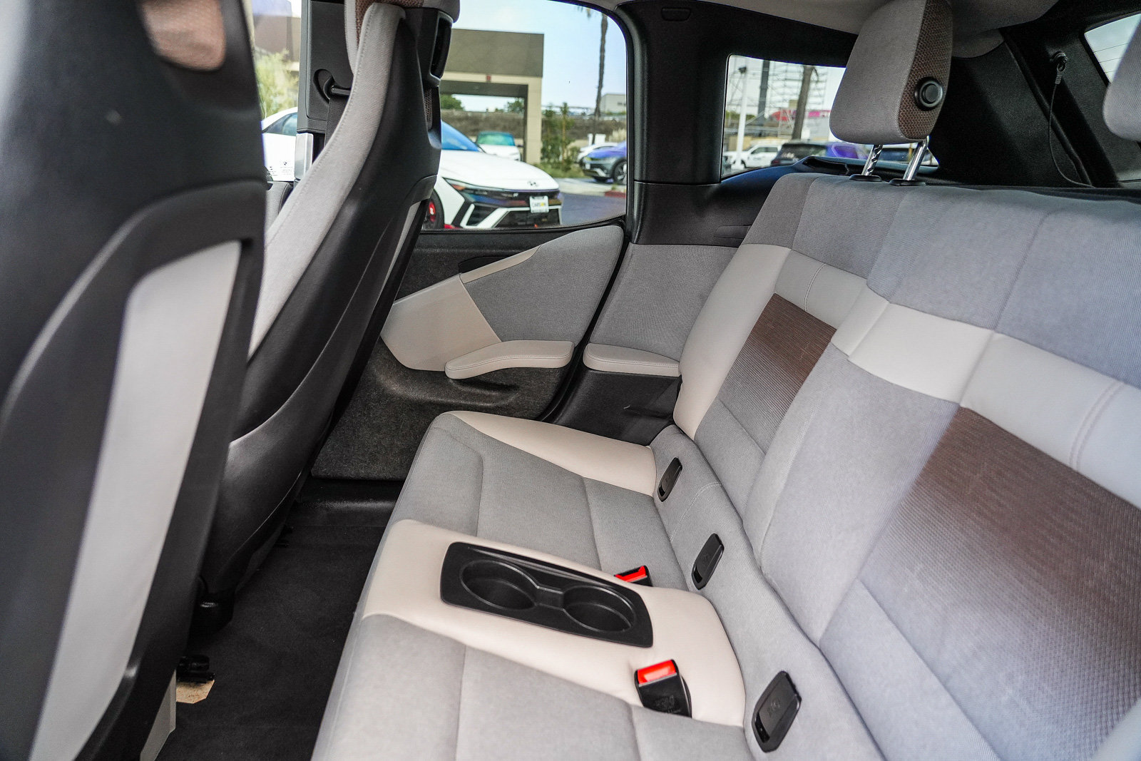 Used 2019 BMW i3 RWD image 19