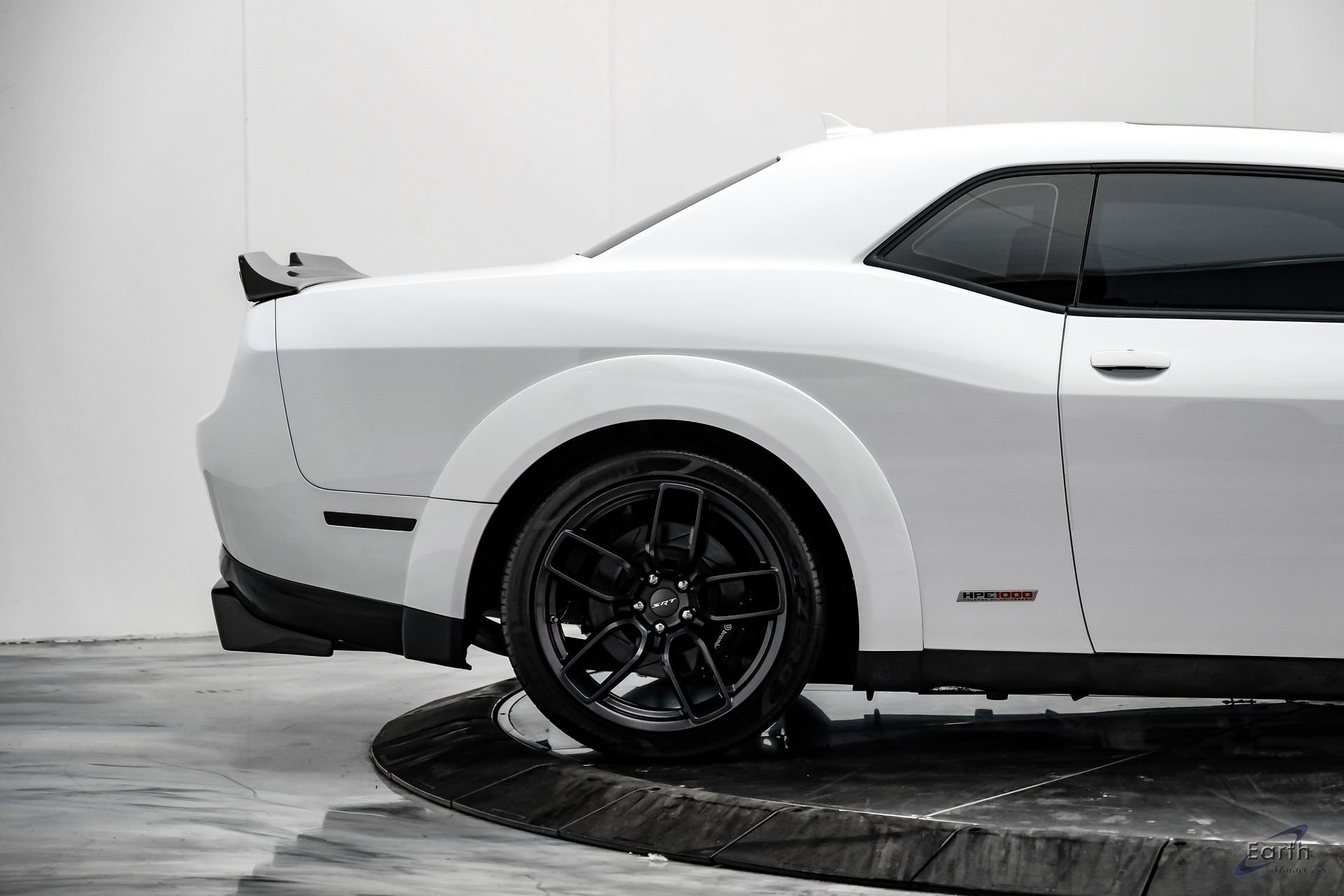 Used 2018 Dodge Challenger SRT Hellcat RWD image 26