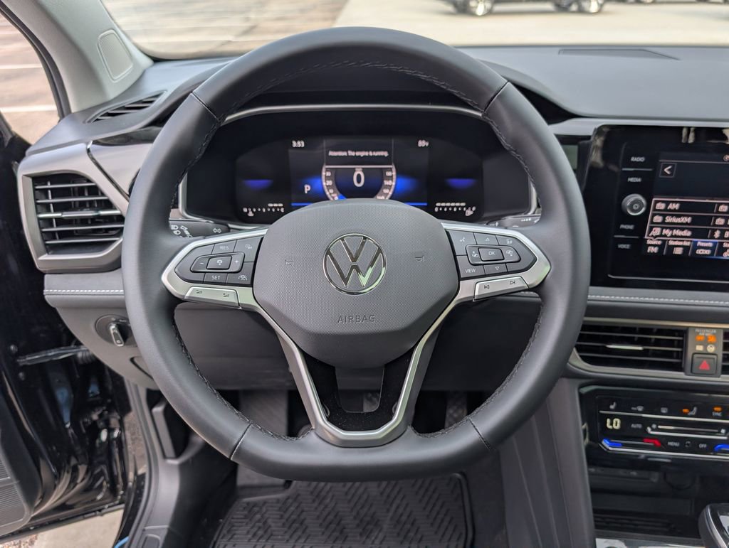 New 2026 Volkswagen Taos SE image 14