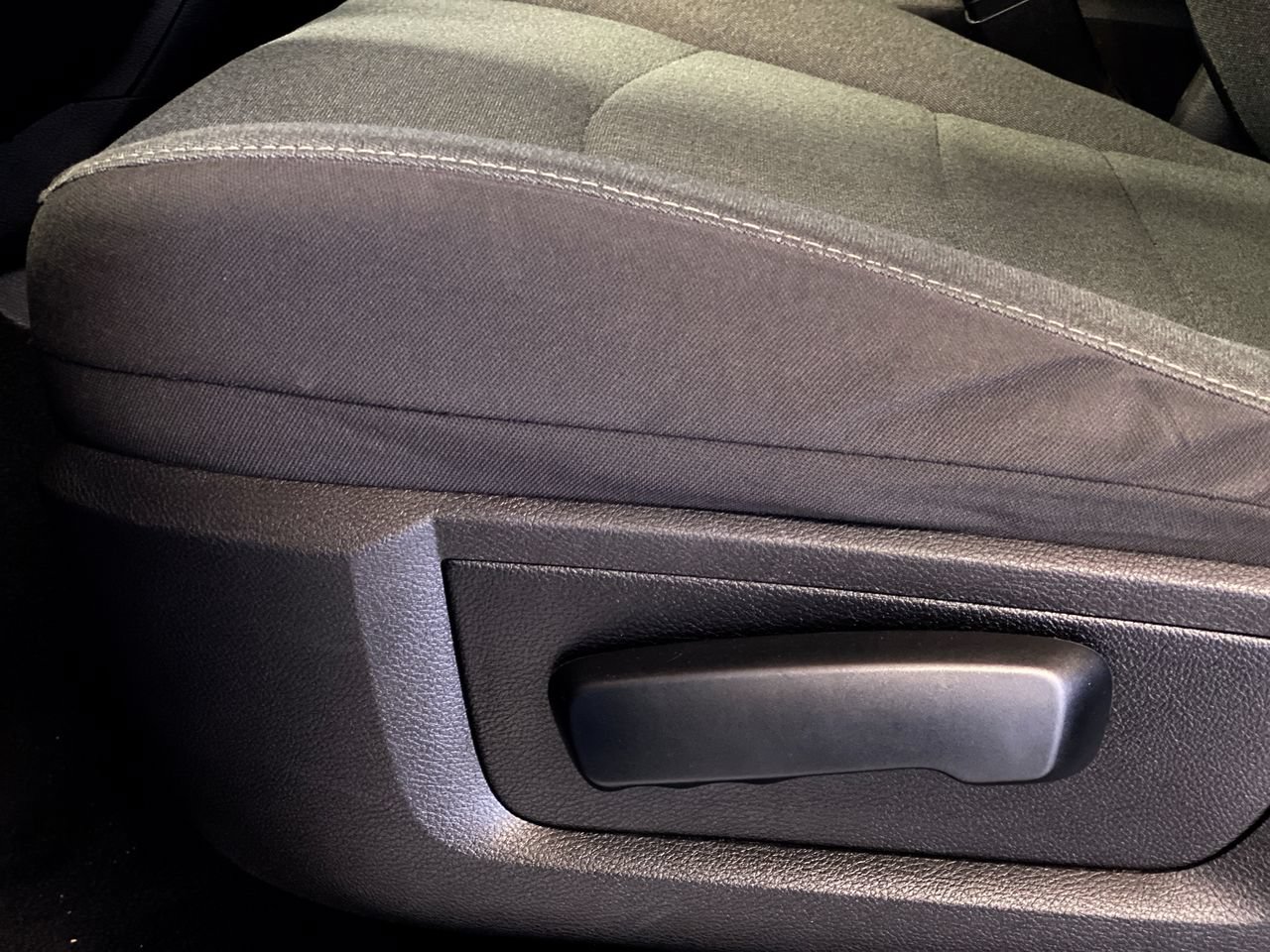 Used 2024 RAM 1500 Warlock RWD image 17