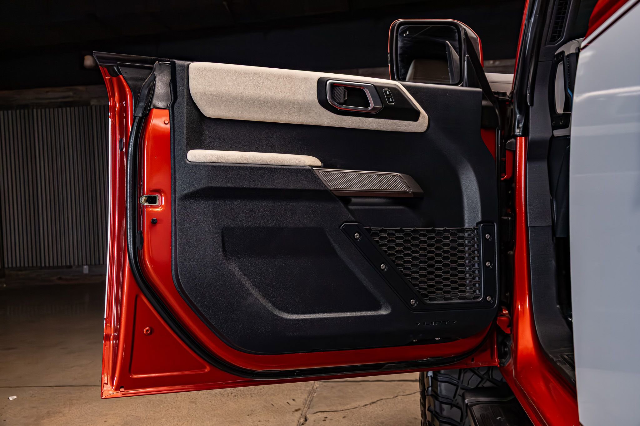 Used 2023 Ford Bronco Wildtrak AWD/4WD image 28