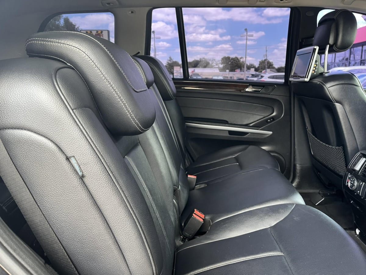 Used 2012 Mercedes-Benz GL 320 BlueTEC 4MATIC image 27
