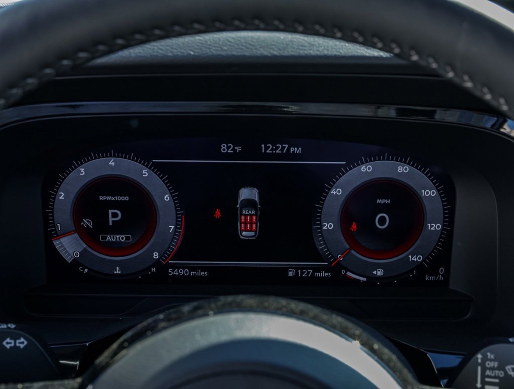 Used 2025 Nissan Pathfinder Platinum w/ Cargo Package image 29