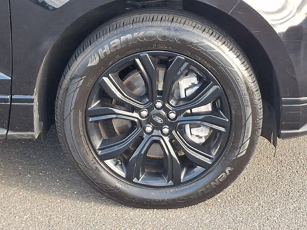 Certified 2024 Ford Edge SE w/ Black Appearance Package AWD/4WD image 8