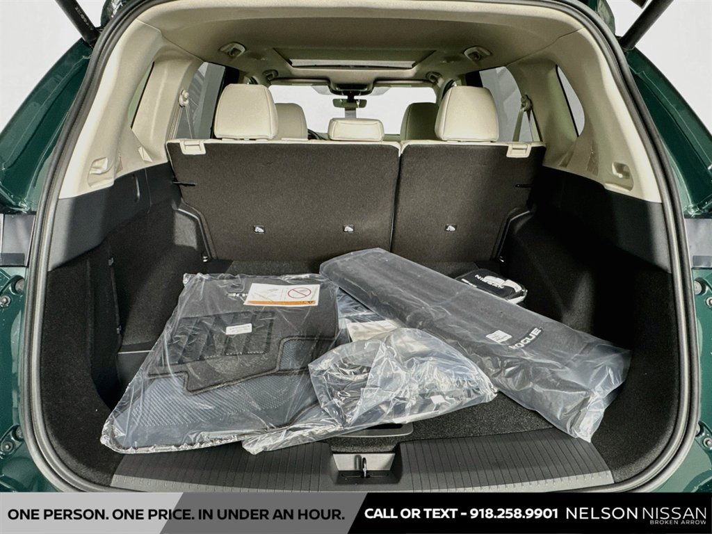 New 2026 Nissan Rogue Dark Armor FWD image 26
