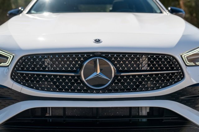 Used 2024 Mercedes-Benz CLA 250 image 14