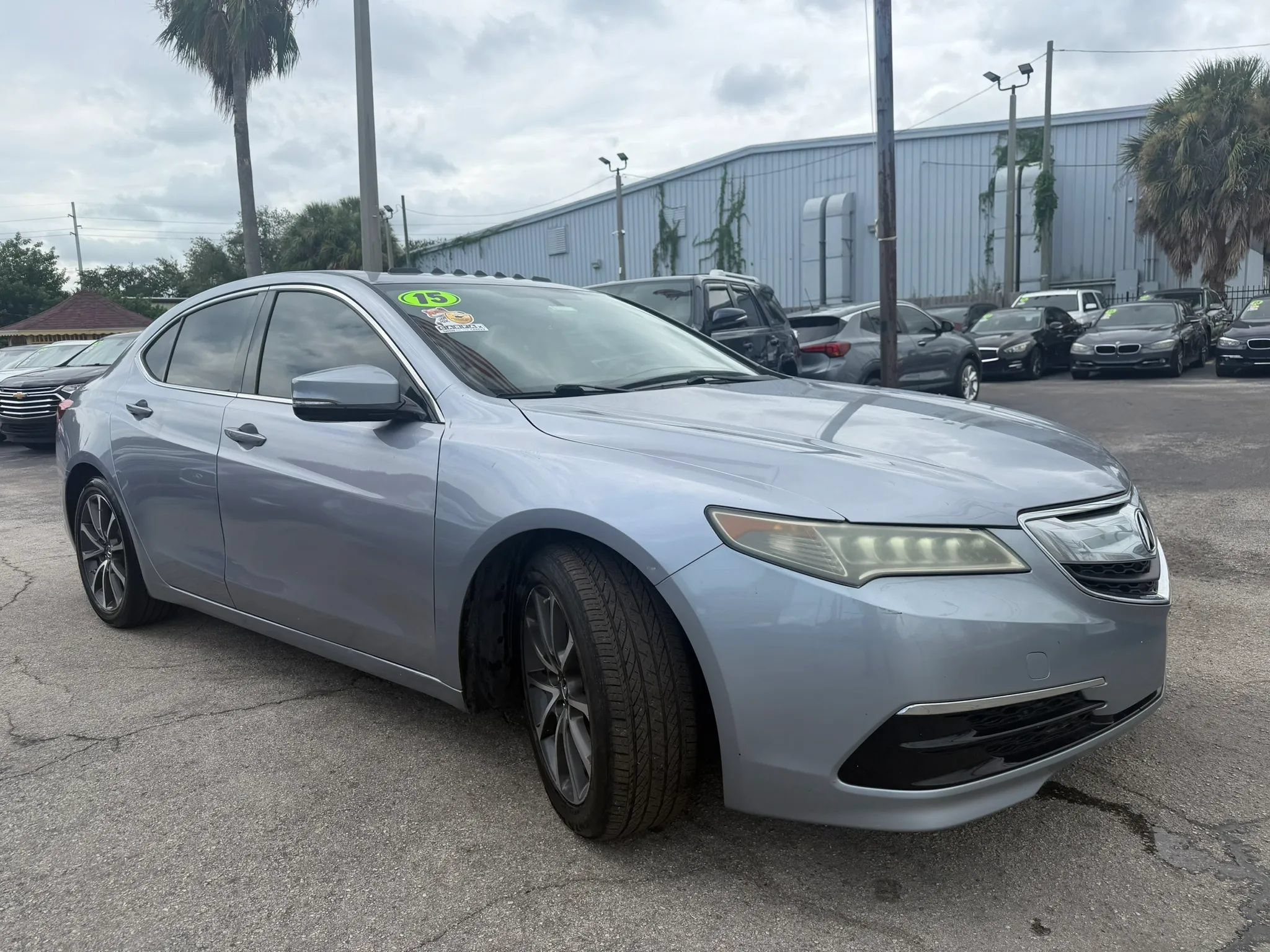 Used 2015 Acura TLX V6 FWD image 3