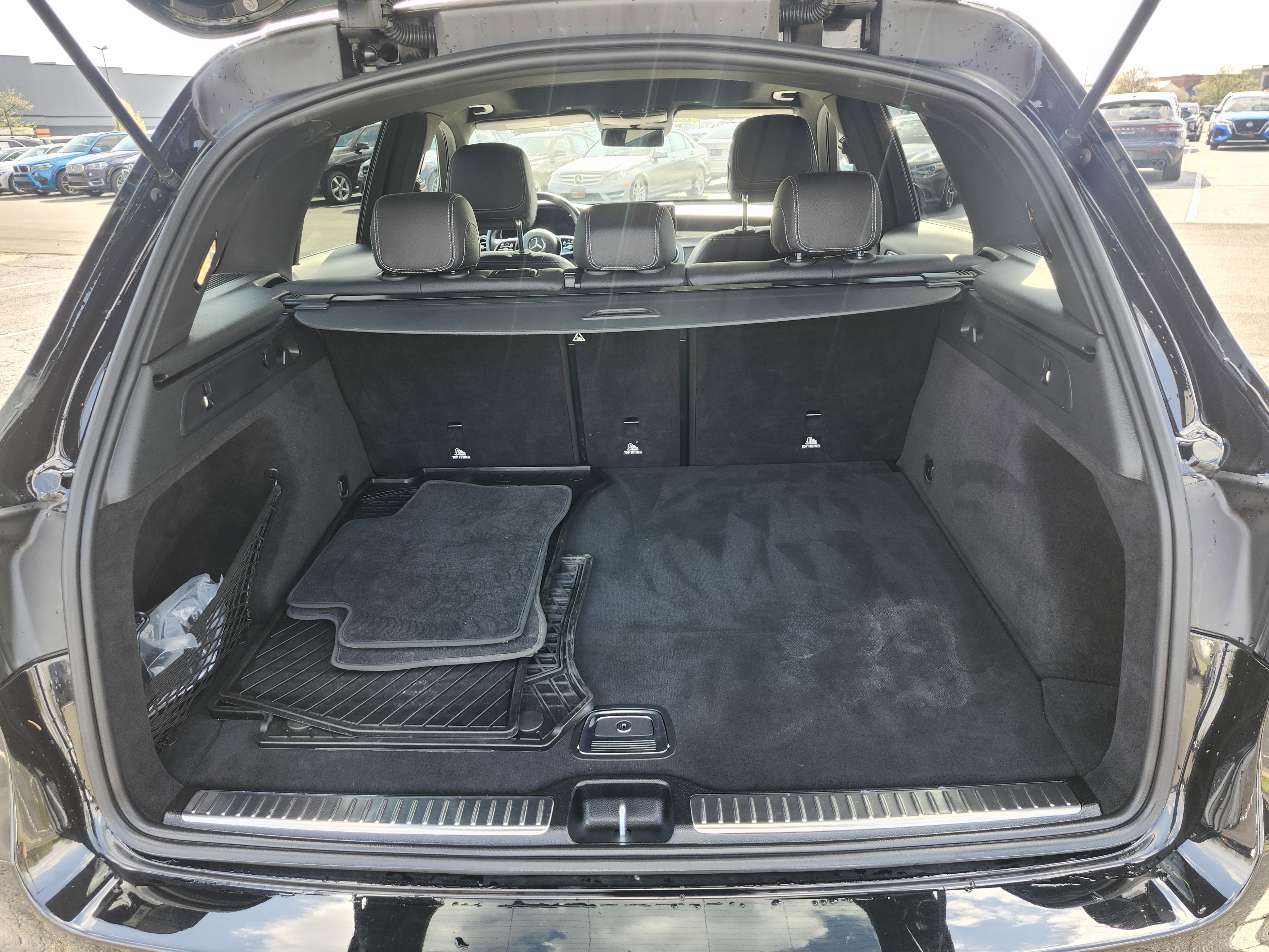 Used 2020 Mercedes-Benz GLC 300 4MATIC image 24