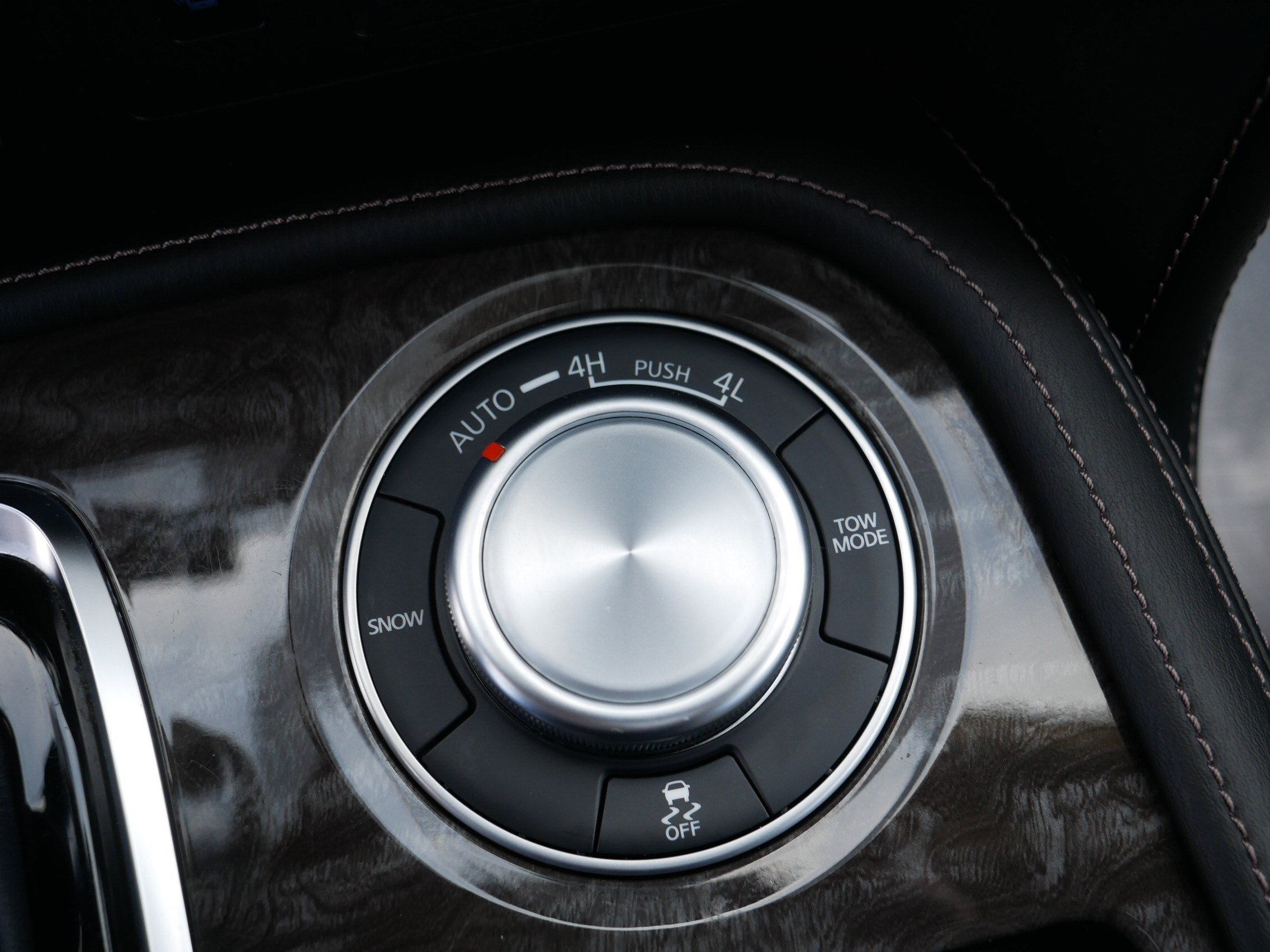 Certified 2023 Nissan Armada Platinum w/ Cargo Package image 31