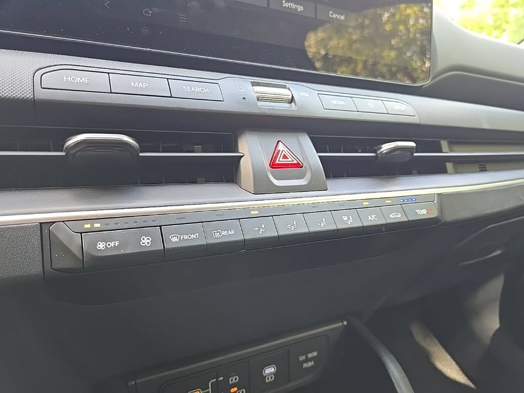 Certified 2025 Kia K4 FWD image 21