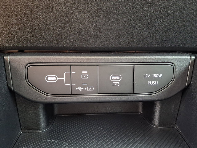 Certified 2025 Kia K4 FWD image 23