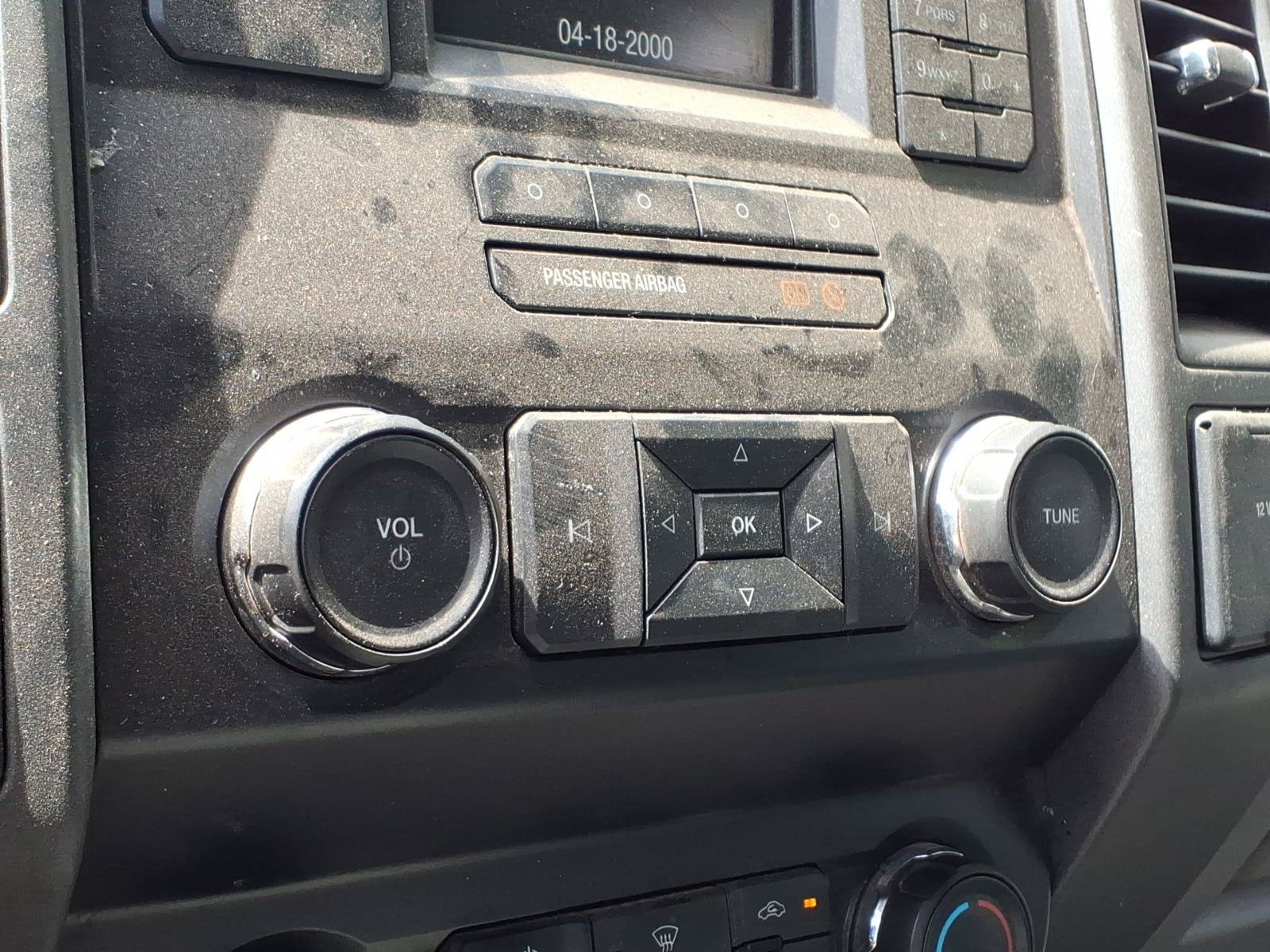 Used 2019 Ford F550 2WD Regular Cab Super Duty image 12