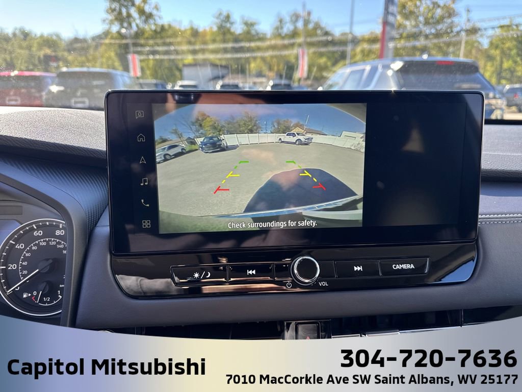 New 2025 Mitsubishi Outlander ES image 27