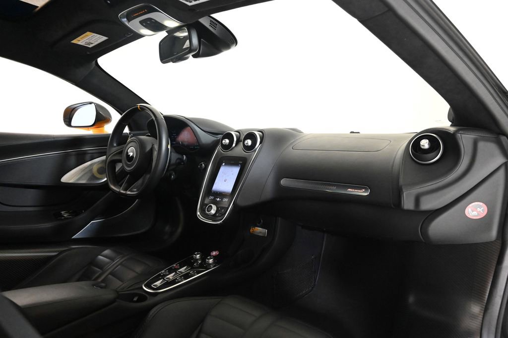 New 2025 McLaren GTS image 15