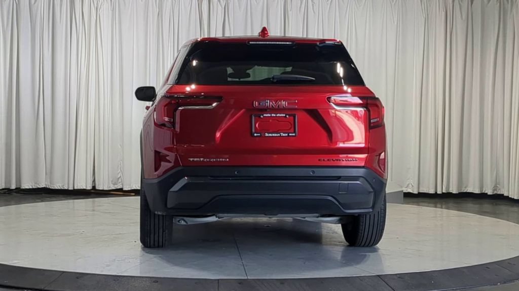 Used 2025 GMC Terrain Elevation FWD image 9