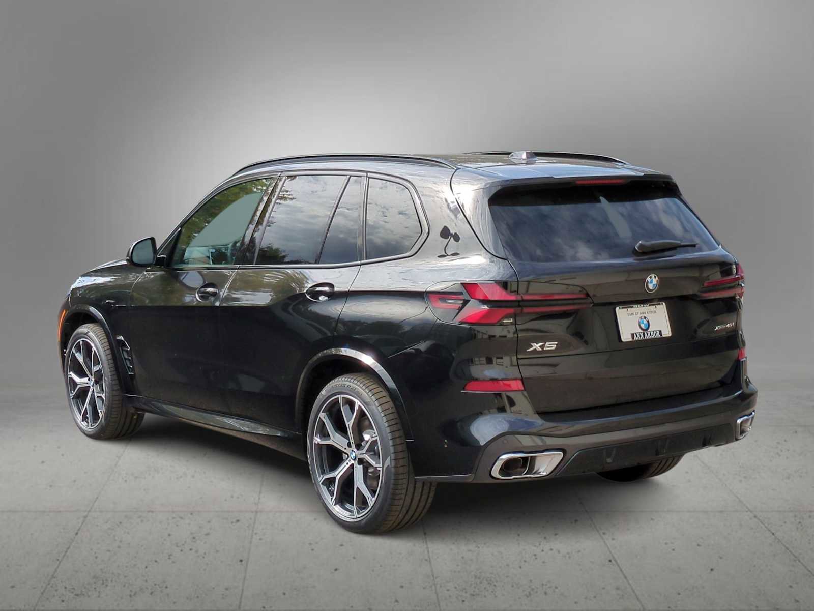 New 2026 BMW X5 xDrive40i w/ M Sport Package image 6