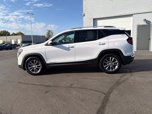 Used 2023 GMC Terrain SLT FWD image 17