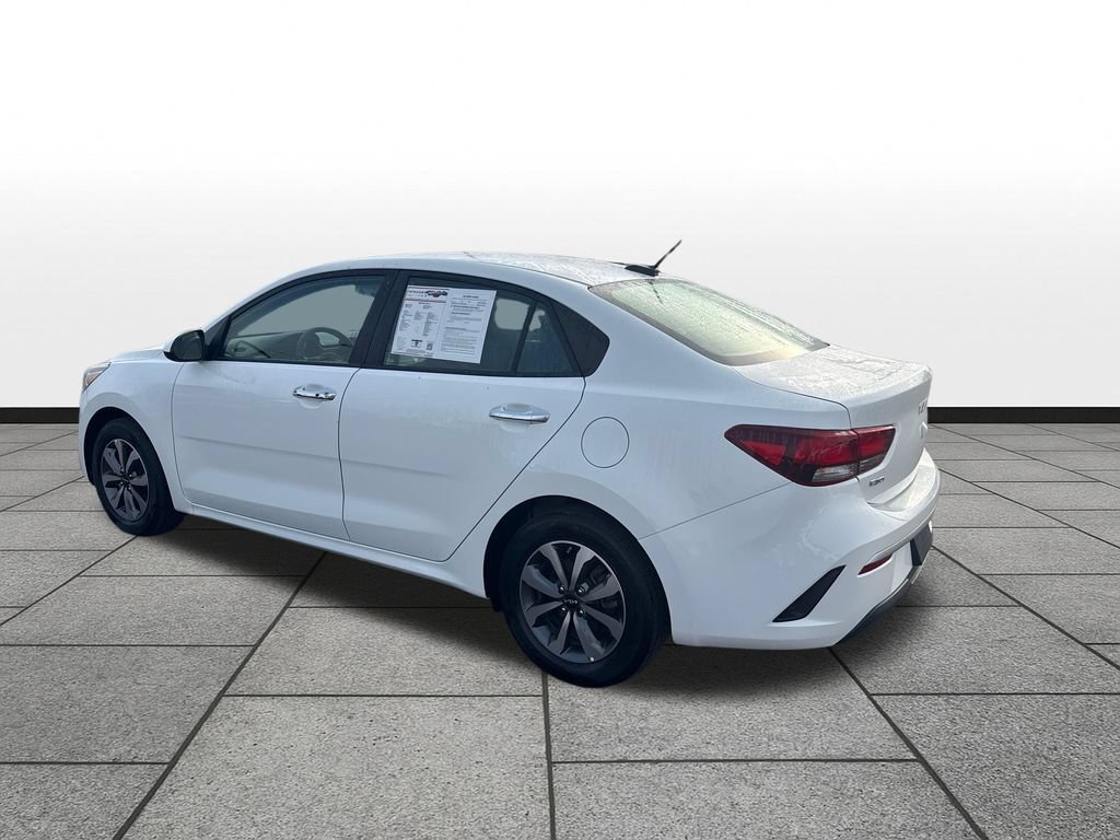 Used 2022 Kia Rio S w/ Technology Package FWD image 3
