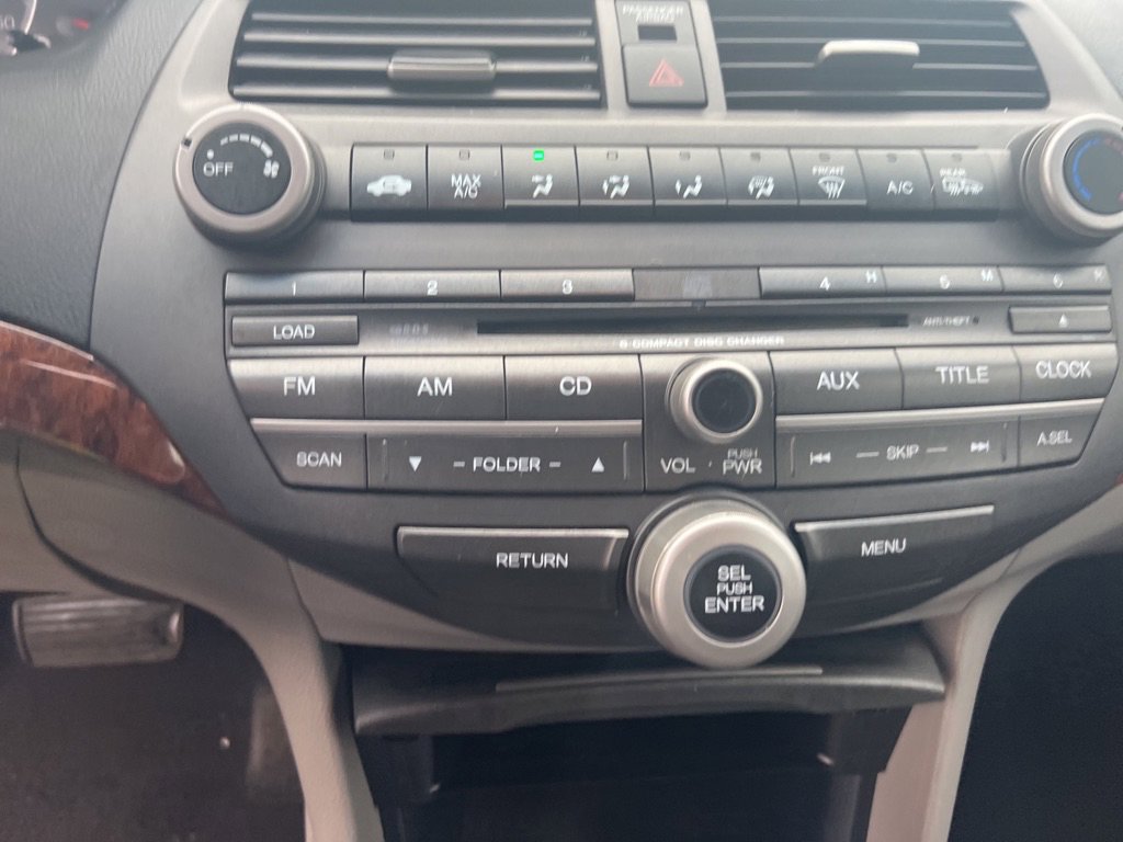 Used 2011 Honda Accord EX image 35