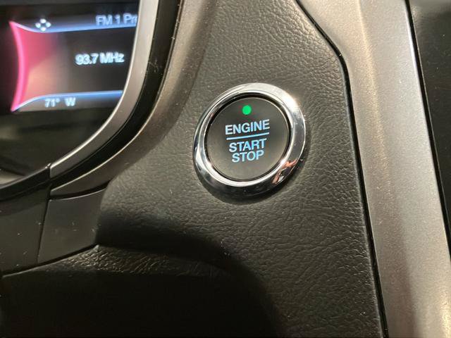 Used 2019 Ford Fusion SE FWD image 24