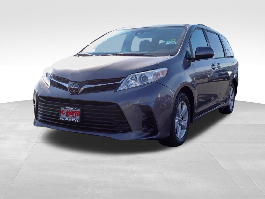 Certified 2018 Toyota Sienna LE image 8