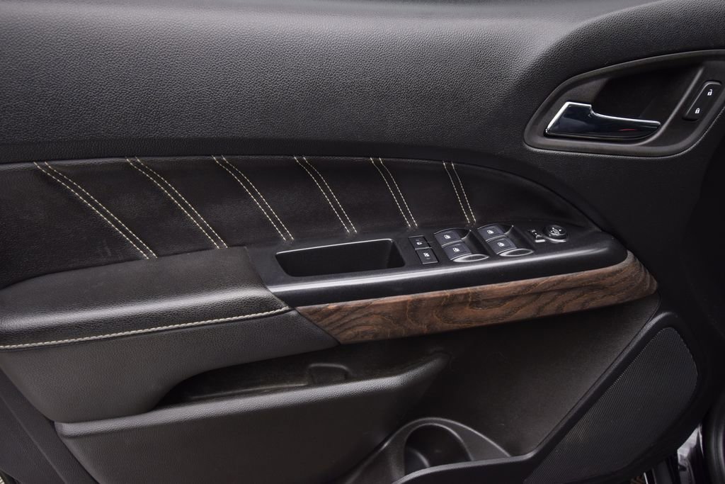 Used 2022 GMC Canyon Denali image 26